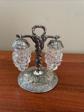 Vintage MCM glass grape alcohol designs salt and pepper shakers with stand